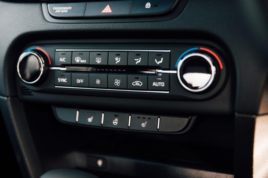 Детали интерьера Kia XCeed First Edition 2019 года  (UK) (фото 91 из 103)